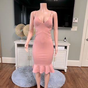 “More than Enough” Blush Pink MIDI Dress. Size US 6. Great Stretch & Fit! NWT!